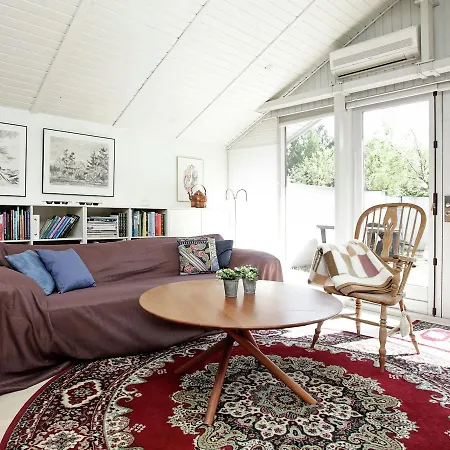 度假居 Three-bedroom Holiday In 7