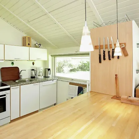度假居 Three-bedroom Holiday In 7