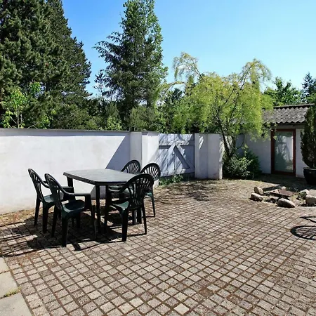 度假居 Three-bedroom Holiday In 7