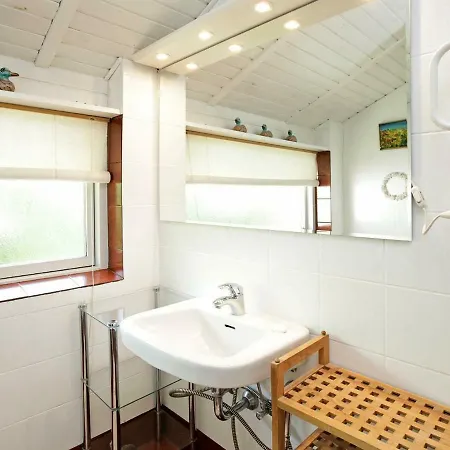 度假居 Three-bedroom Holiday In 7