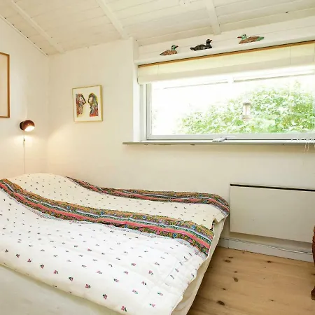 Three-bedroom Holiday In 7 Fårvang