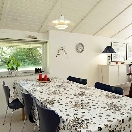 度假居 Three-bedroom Holiday In 7